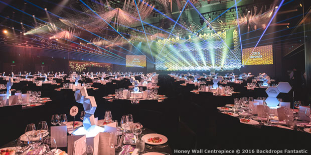 Honey-Wall-and-Centrepiece-Slider Event image